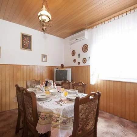 Ksenija - Three Bedroom With Three Balconies And Sea View St