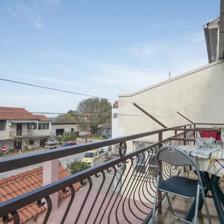 Apartment Ksenija - Three Bedroom With Three Balconies And Sea View St *