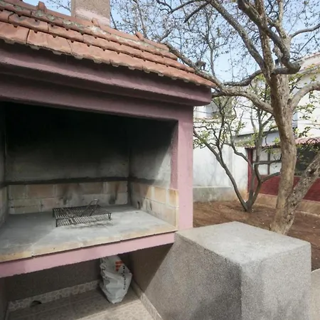 Ksenija - Three Bedroom With Three Balconies And Sea View St * Supetar